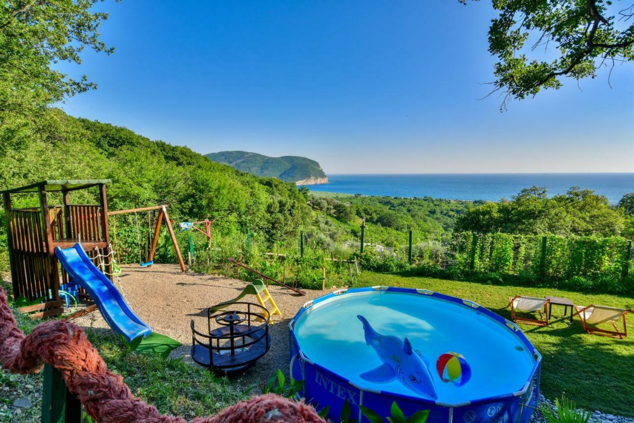 Pataki Guesthouse Petrovac Ngoại thất bức ảnh