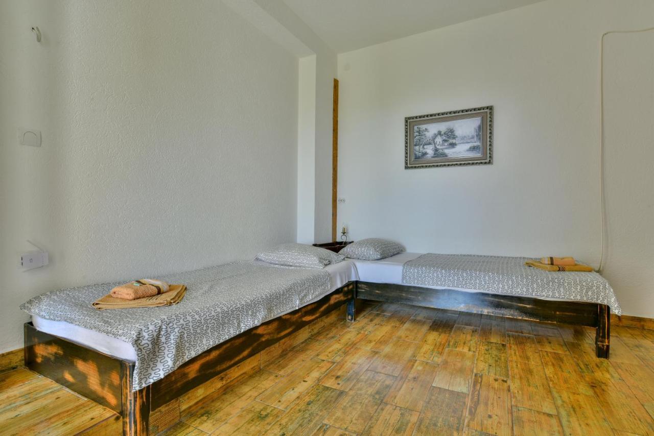 Pataki Guesthouse Petrovac Phòng bức ảnh