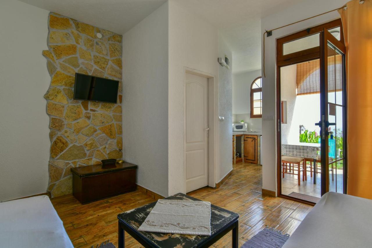 Pataki Guesthouse Petrovac Ngoại thất bức ảnh