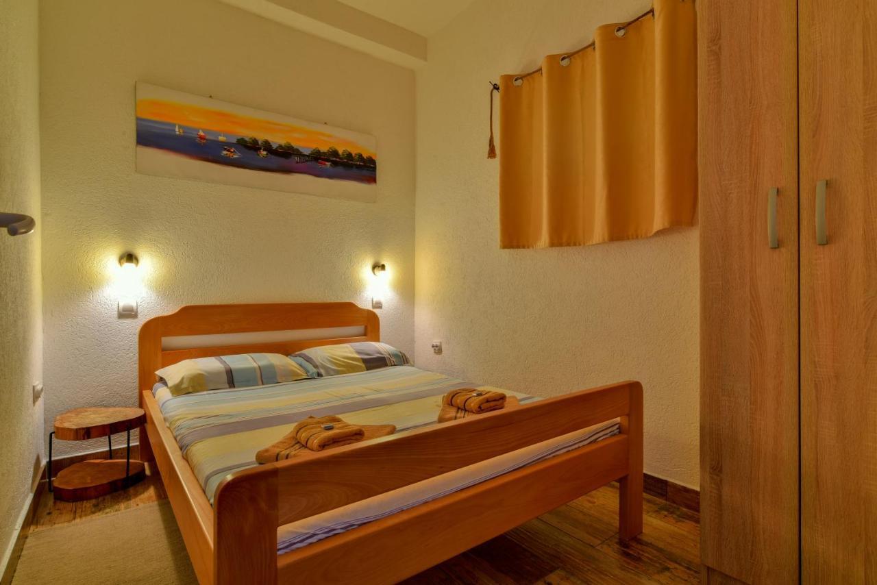 Pataki Guesthouse Petrovac Phòng bức ảnh